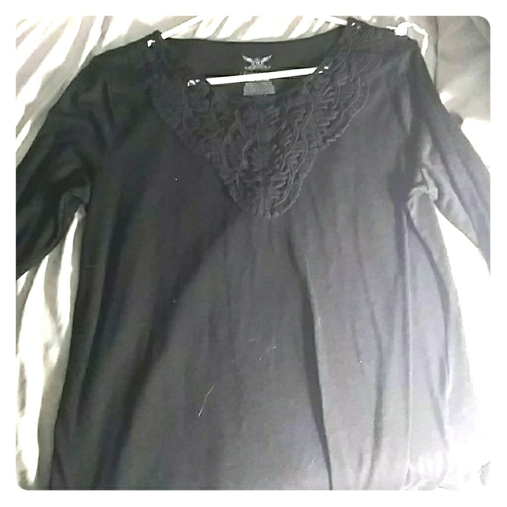Black shirt